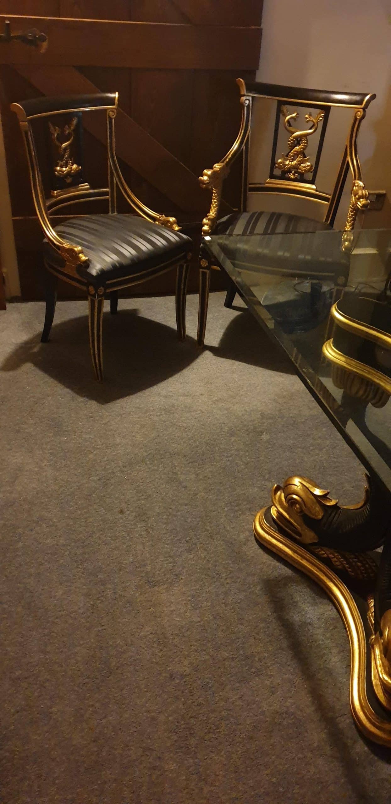 Lot 072 Set of 10 Regency style chairs