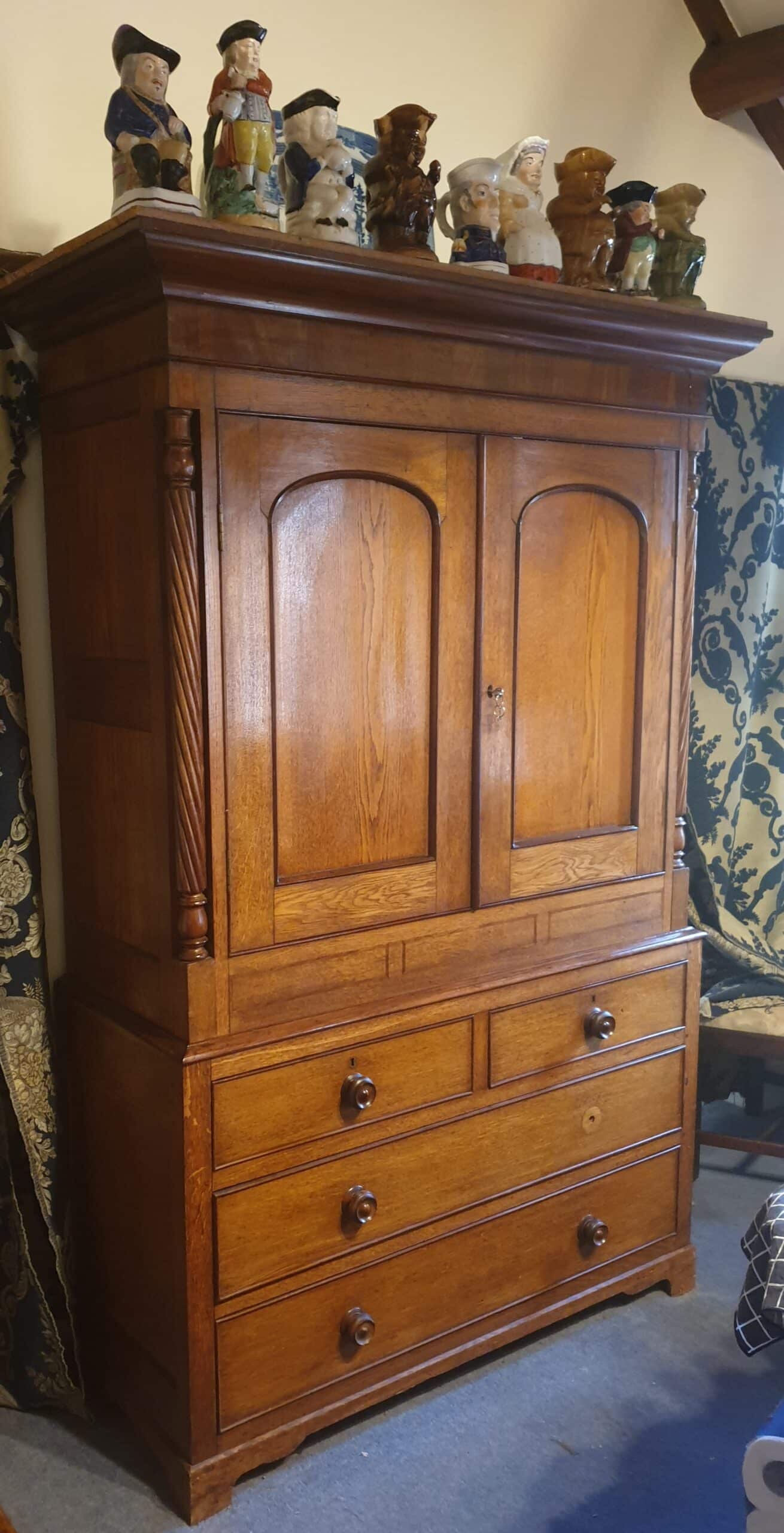 Cupboard on chest