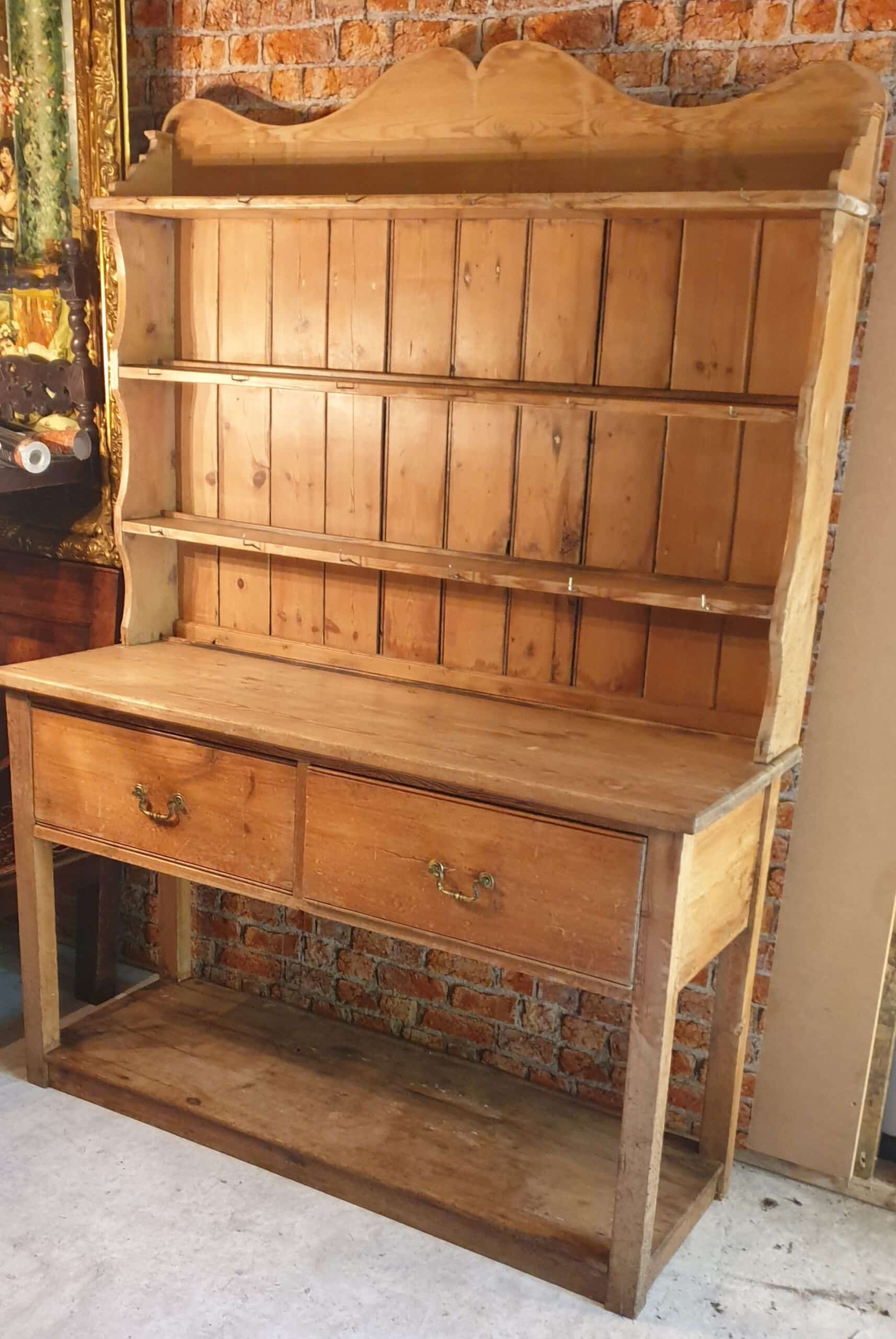 Dresser