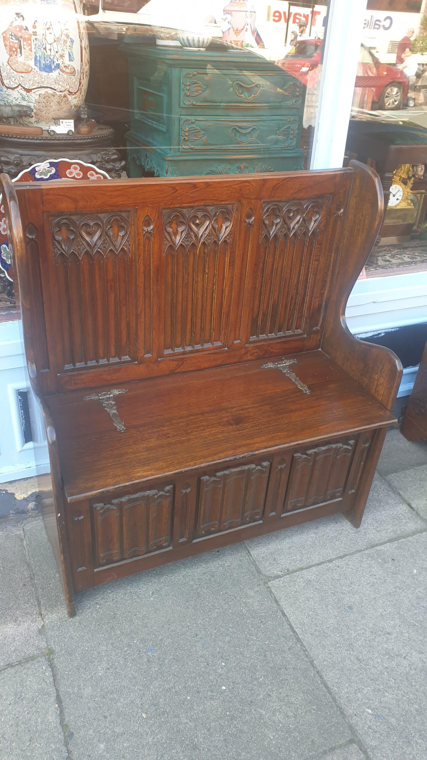 Settle, bench