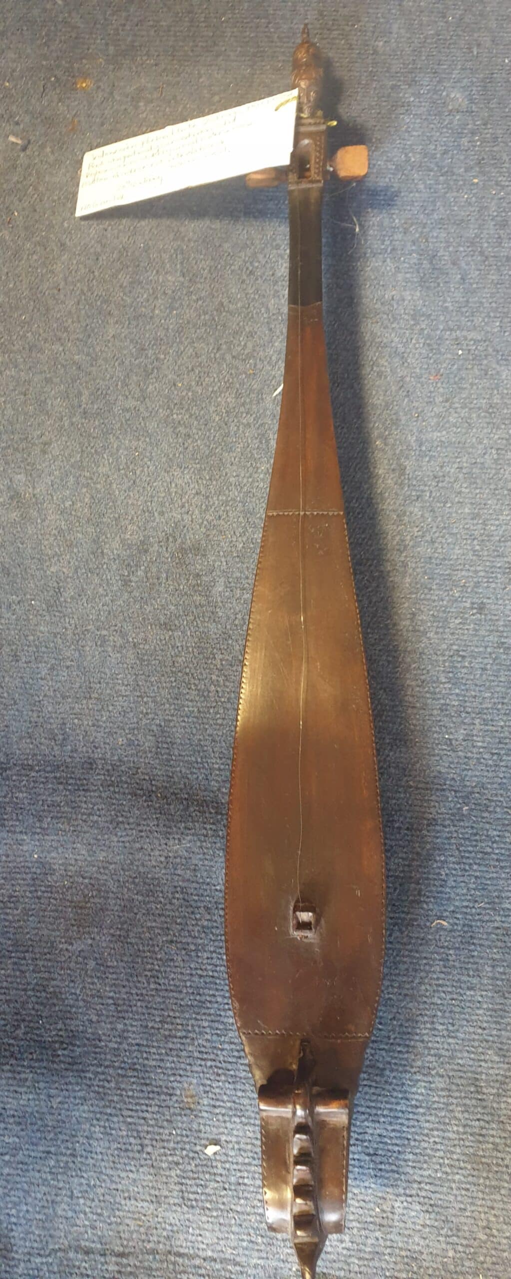 Indonesian plucked lute